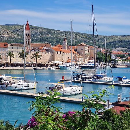 Azzurro Luxury Rooms Trogir Luaran gambar