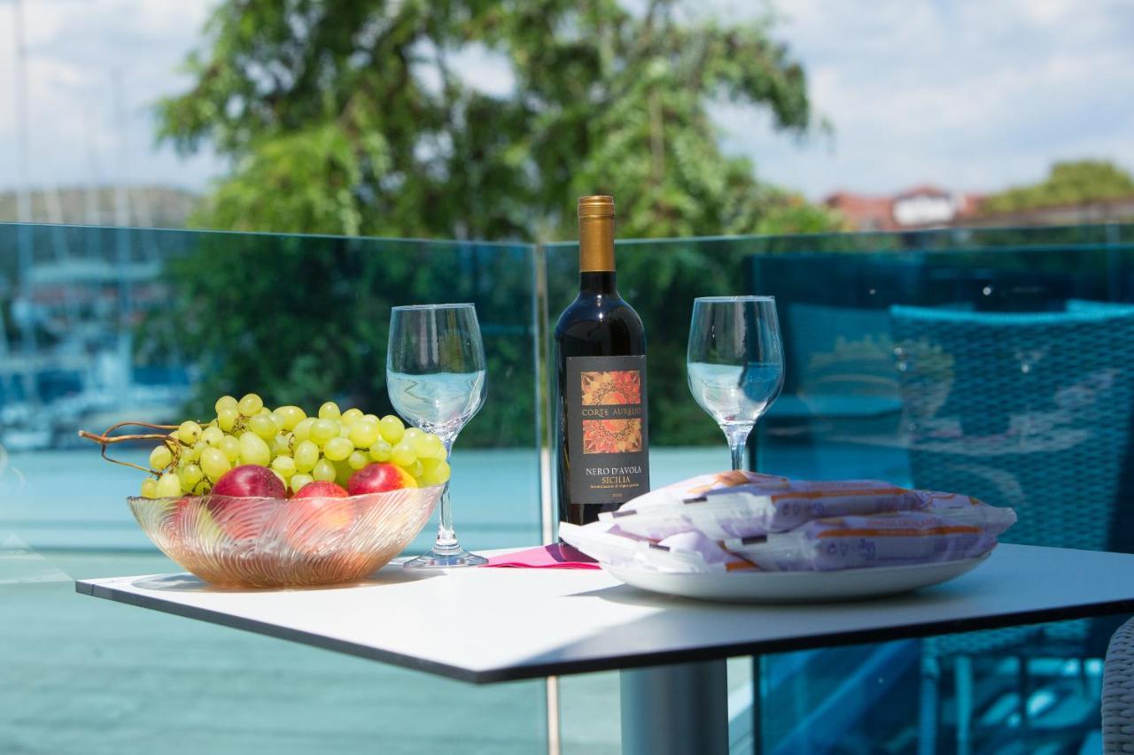 Azzurro Luxury Rooms Trogir Luaran gambar