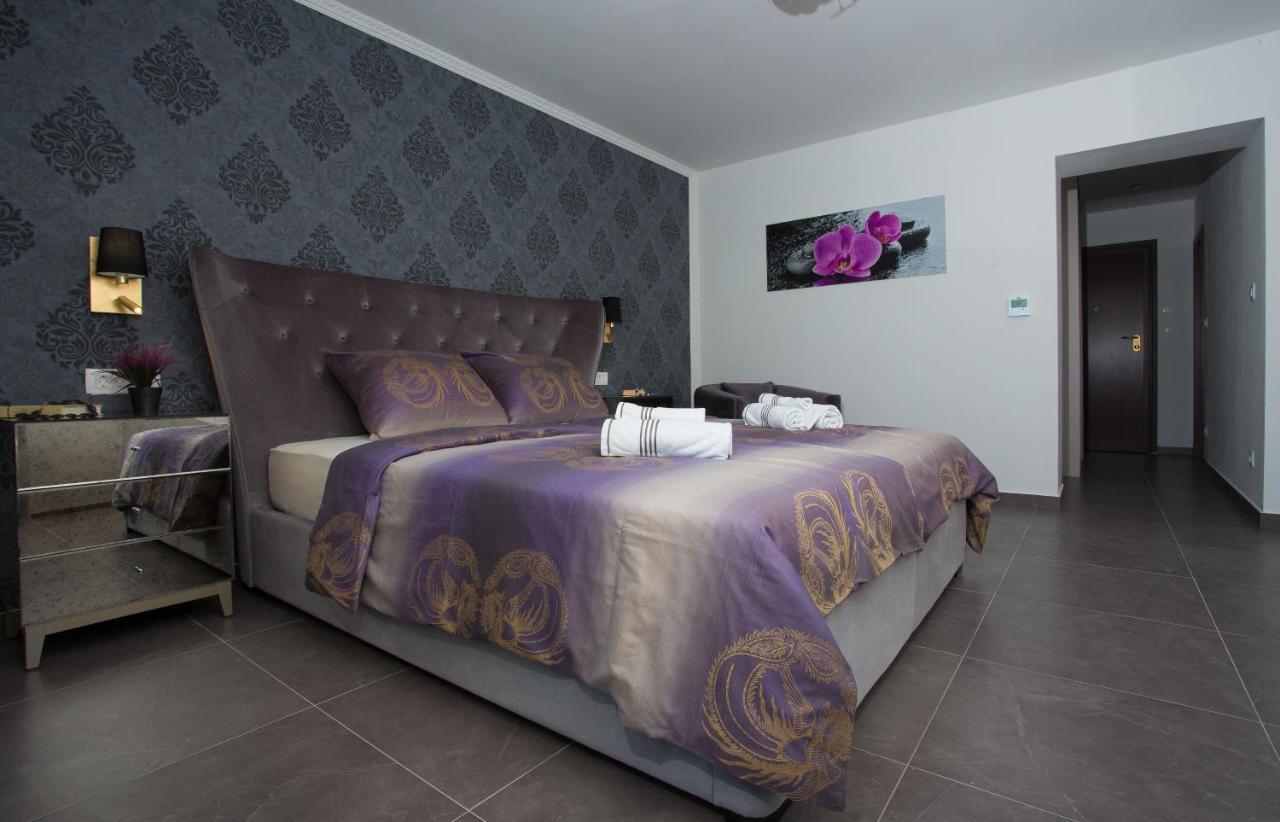 Azzurro Luxury Rooms Trogir Luaran gambar